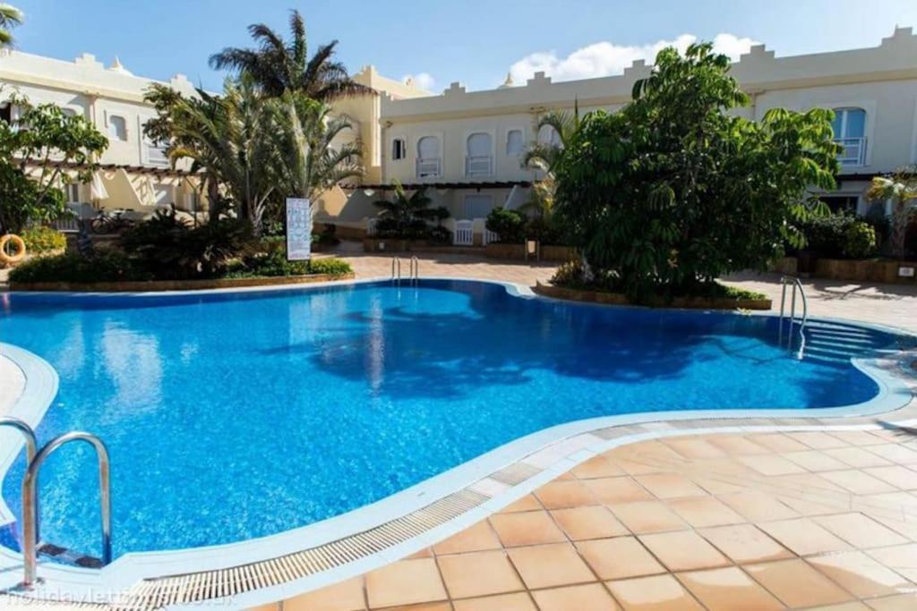Casa Donn - El Sultan 63 - Luxury 3 Bed Villa With Fast Fibre Internet Corralejo Buitenkant foto