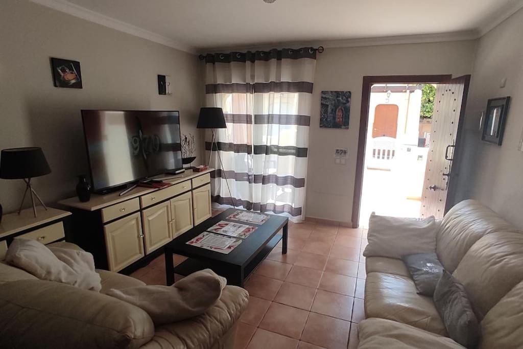 Casa Donn - El Sultan 63 - Luxury 3 Bed Villa With Fast Fibre Internet Corralejo Buitenkant foto